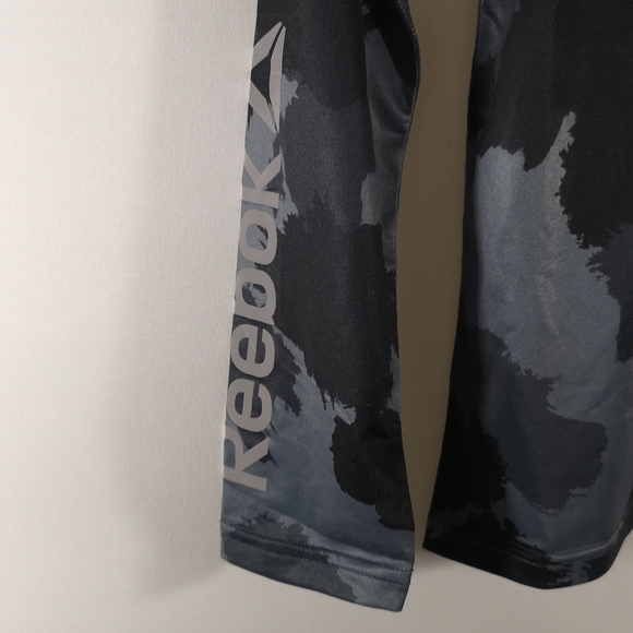 Youth Reebok Compression Long-Sleeve Shirt XL 14/16 Black & Grey Camo NEW w/ Tag - Picture 3 of 6